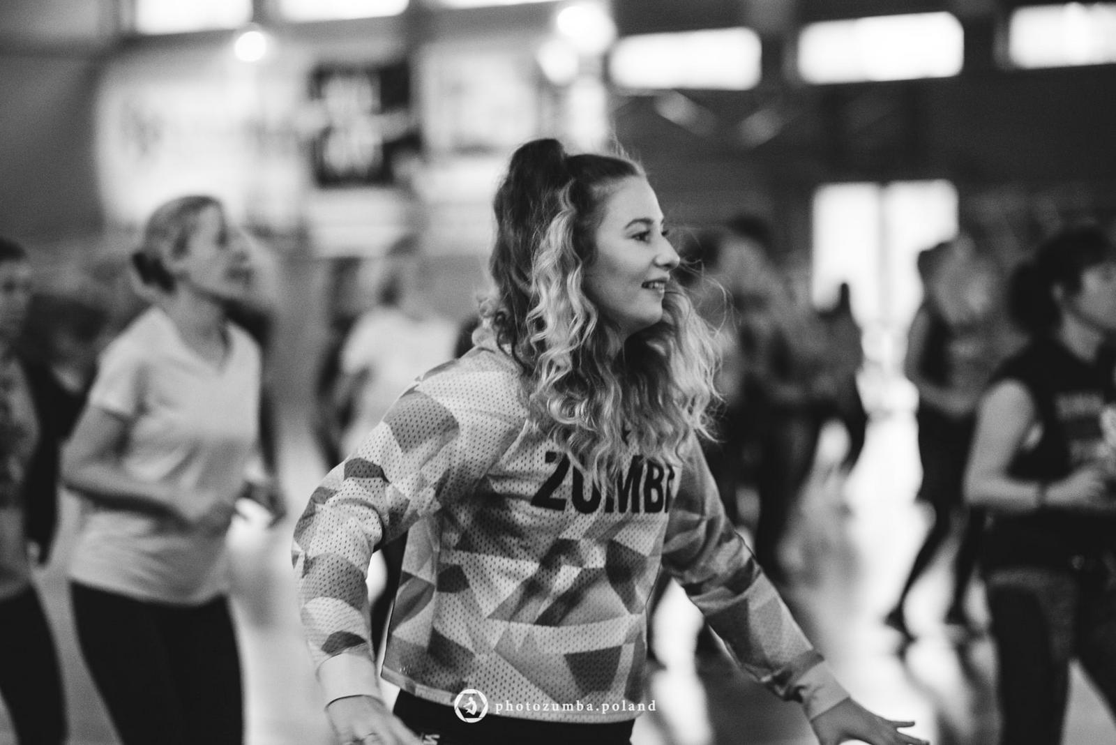 Ja na maratonie, zdjecie czarno białe